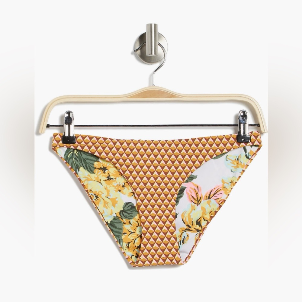 NWT Maaji Women’s Kaleidoscope Vibes Flirt Reversible‎ Bikini Bottoms Size XL